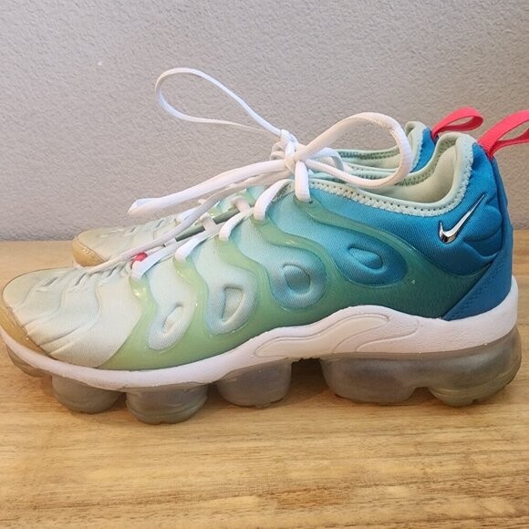 Nike Air Vapormax Plus Blue Green White Sneaker Shoes Womens Sz 8 | DQ7651-300 - Picture 5 of 13